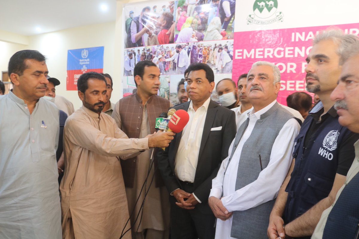 Talking to media, #WHO Representative in 🇵🇰 Dr Palitha said that Emergency Operations Center will be functional to strengthen the flood response in province.WHO has planned to establish 13 Nutrition Stabilization Centers & 23 MCH centers in calamity hit districts of Balochistan