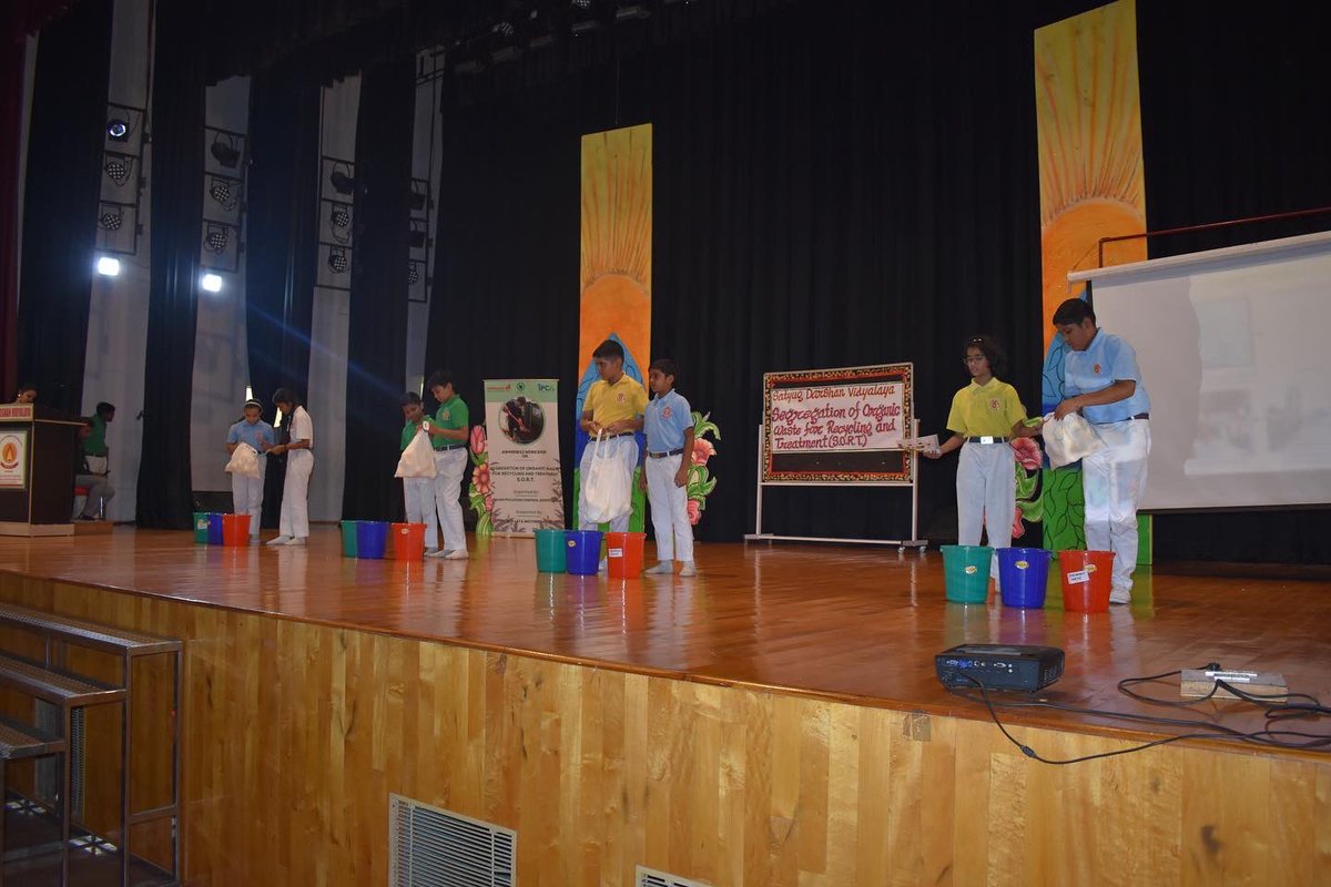 ipcaworld's tweet photo. Inauguration of Project S.O.R.T. at Satyug Darshan Vidyalaya, Faridabad, by Mr Nitin Minocha, Trustee, Satyug Darshan Trust, in the presence of Mr Mohit Narang, Chairman Satyug Darshan Vidyalaya. Project #SORT is a #CSR initiative of #SLMTT and is executed by #IPCA.
.
@cmohry https://t.co/IzLykZWF9W