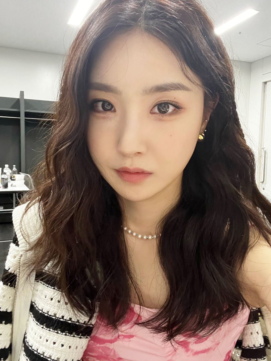 BraveGirls's tweet photo. [📷]

어제 케이콘을 뜨겁게 즐기고 온 핑크 브레이브걸스 셀카😆✨

#브레이브걸스 #BraveGirls
#KCON #KCONJAPAN #KCON2022JAPAN https://t.co/34uFofIVYb