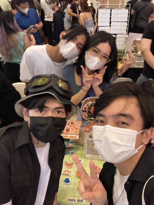 Stickercon with besties  