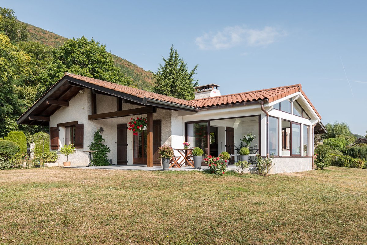 🧐 Agrandir sa maison, les avantages de la #véranda bois : mafamillezen.com/veranda-en-boi…
@MaFamilleZen