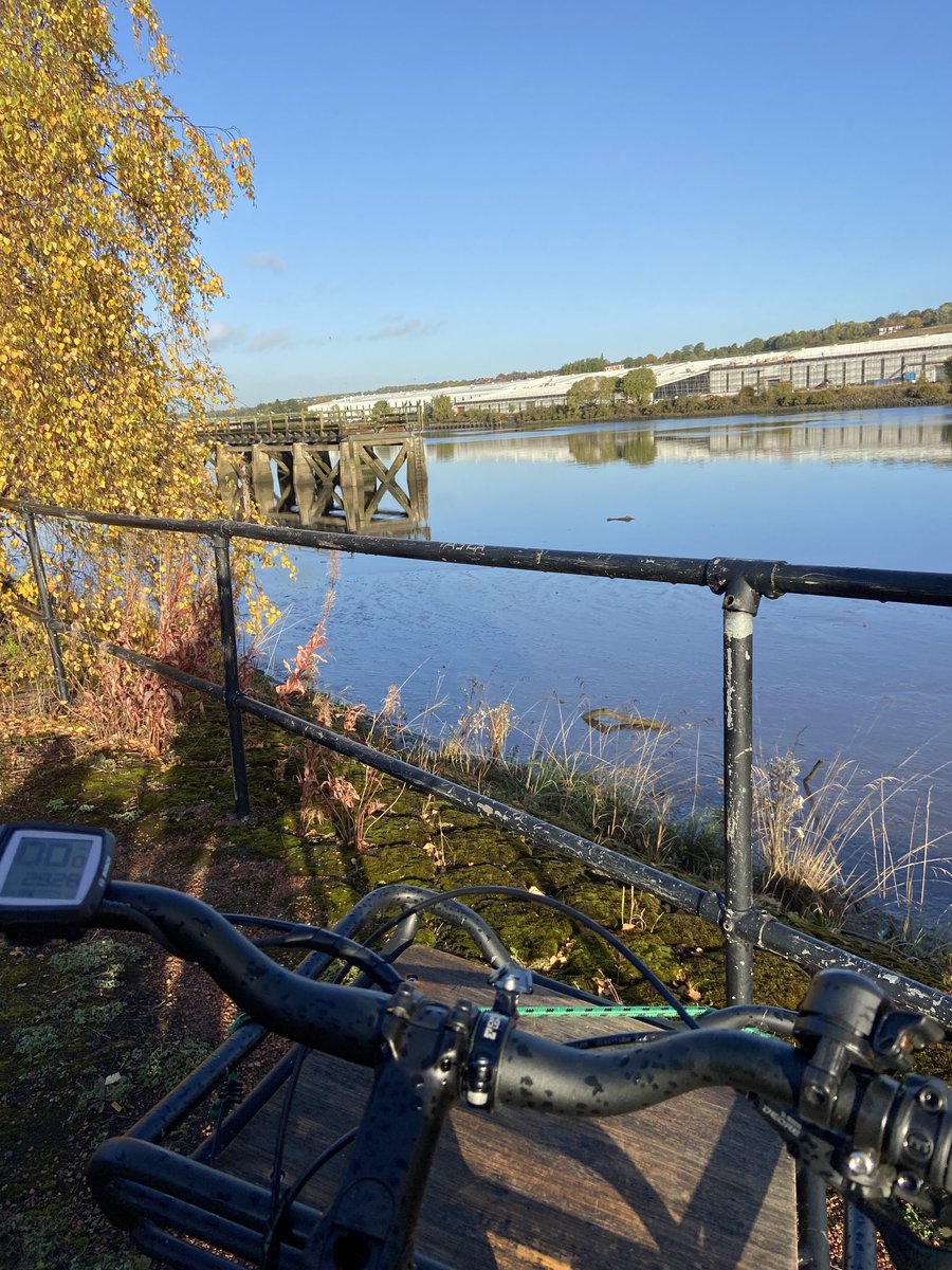 BikeDoctorDave's tweet photo. #commutte @bike4healthorg #morepeopleonbikes another amazing day 😁🚲👍and a perfect start #HappyMonday https://t.co/t1pMn2bMAh