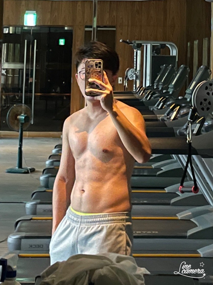 弁。太。一。衛。淫。濕。作。對 tweet media