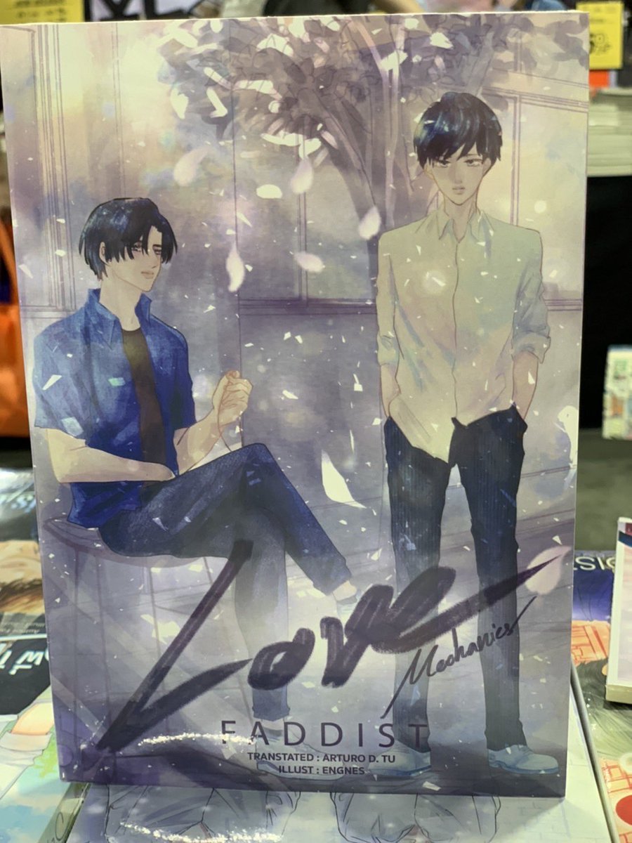 nanaofficial_th's tweet photo. มาแล้วค่ะ หนังสือ #กลรักรุ่นพี่ Love Mechanics (English version) ราคา 600 บาท มีจำนวนจำกัด ที่บูท M03 ช้าอดหมดนะคะ 😉
#LoveMechanics
#FADDIST
#งานหนังสือ
#มหกรรมหนังสือระดับชาติครั้งที่27
#BookFairTH https://t.co/c83F5M0lwt