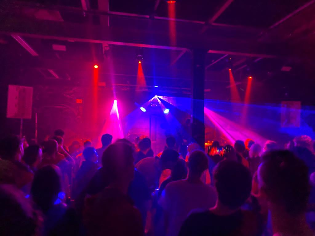 .@work1ngmensclub smashing their late night show @festival_no late last night 💥 UK headline tour next month, get on it! merch.workingmensclub.net/live