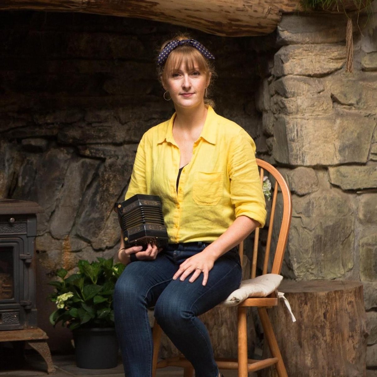 Don't miss #NotesandNarratives on Thursday 20th October at 8:30pm! Tickets: loom.ly/RV9JpGY

Leitrim Dancer &amp; researcher <a href="/EdwinaGuckian/">Edwina Guckian</a> will be be accompanied by concertina player <a href="/caitlinnicg/">Caitlín Nic Gabhann</a>

#Napíobairí #uilleann #sharingthesound #archive #preservation <a href="/artscouncil_ie/">The Arts Council / An Chomhairle Ealaíon</a>