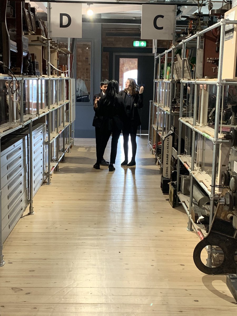 MissWharton_'s tweet photo. Great start to the day for Midlands Maker Challenge. @MakerMidlands @MuseumofMaking @ParksideSch We are so excited to pitch our projects. https://t.co/rKVSlRcOGL