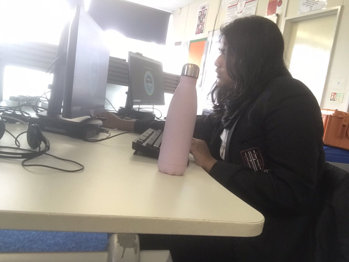 MrHorne_CS's tweet photo. Year 9 busy with Cryptograph this morning. #computerscience #CyberSecurityAwareness https://t.co/VgSGbUH5SN