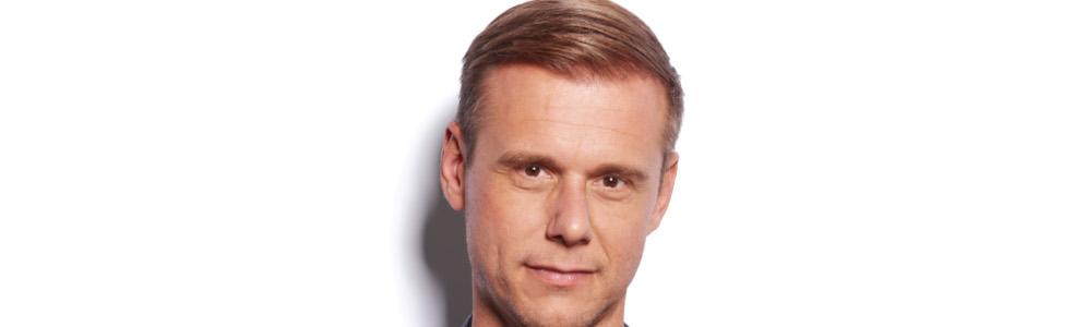 Armin van Buuren presenteert eerste ​538 Dance Department live vanaf AMF : Armin van Buuren begint op zaterdag 22 oktober als nieuwe presentator van 538 Dance Department, live vanaf AMF. Van 21:00 tot 24:00 uur trakteert de 538-dj luisteraars op de… dlvr.it/SbChQt