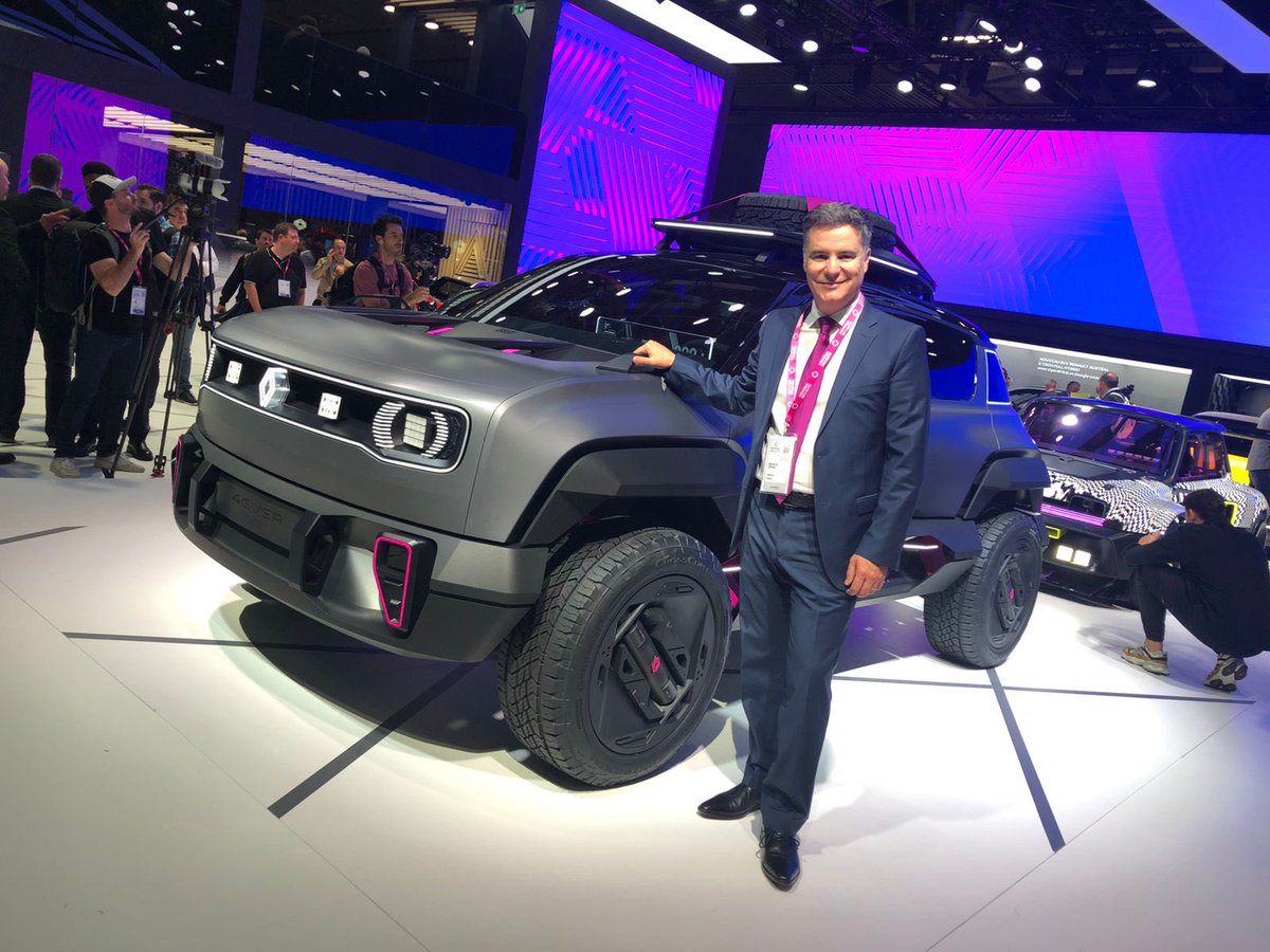 SibillaPablo's tweet photo. Y el día llegó 👏👏.
El concept car de la R4 está con nosotros 🤩!
#renault4ever
#wearerenault https://t.co/5tObyZveqO