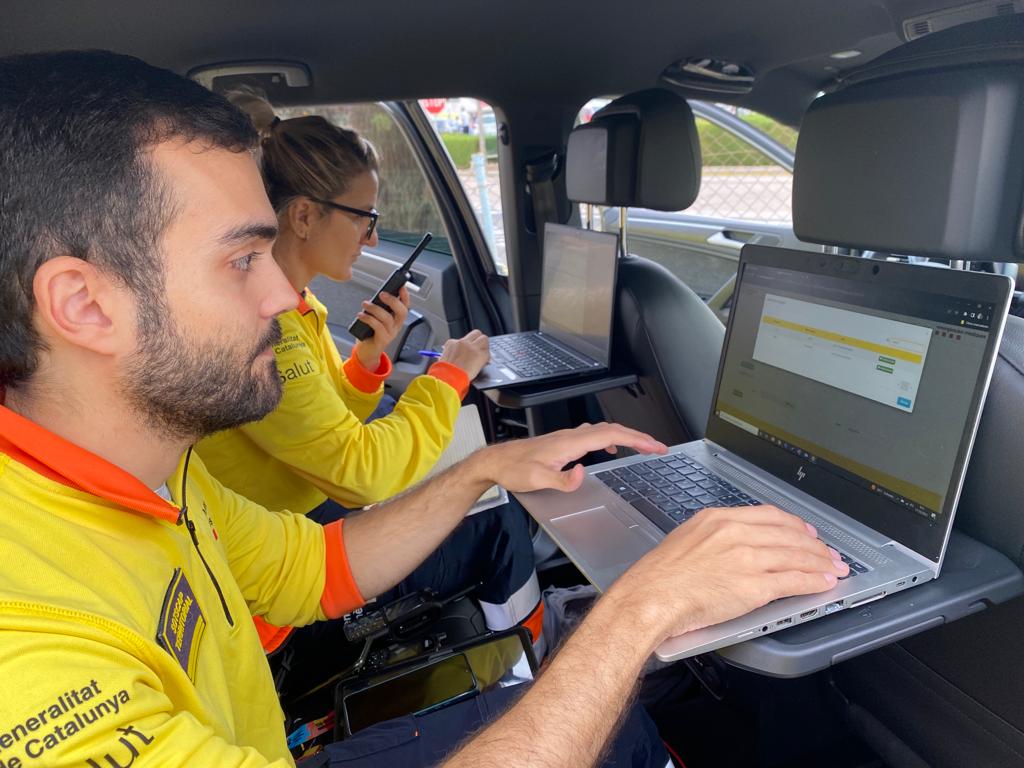 semgencat's tweet photo. 📸 #simulacre a l'Hospital Comarcal de Móra d'Ebre:

@emergenciescat
@Ajmoradebre, @bomberscat, @mossos, Guàrdia Municipal i #SEM.

Hi participem amb 4 unitats terrestres, 2 de logística, 1 #UIS (Unitat Intervenció i Suport), 3 comandaments i 1 #UCO (Unitat Coordinació Operativa) https://t.co/aJa3QZjmVL