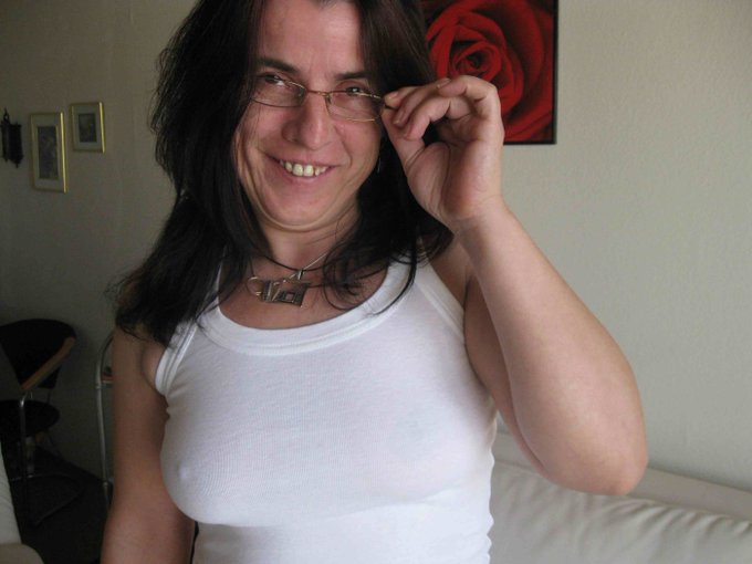 https://t.co/MCWFEBnLRK in shirt and with glasses #glasses #tanktop #posing #breasts #pussy https://t<a href="/tag/tanktop"class="tags"><span>#tanktop</span></a><a href="/tag/glasses"class="tags"><span>#glasses</span></a><a href="/tag/pussy"class="tags"><span>#pussy</span></a><a href="/tag/posing"class="tags"><span>#posing</span></a><a href="/tag/breasts"class="tags"><span>#breasts</span></a>