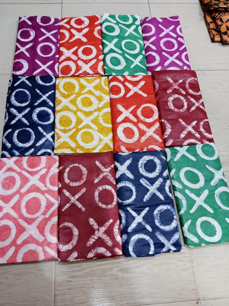 aedeeae's tweet image. Hi 👋, I sell Ankara fabrics, laces and Men’s fabrics, I your customize fabrics for your birthdays, anniversaries and so on.
I also outsource your asoebi at affordable rates.
Nationwide delivery is available to anywhere in Nigeria💯
