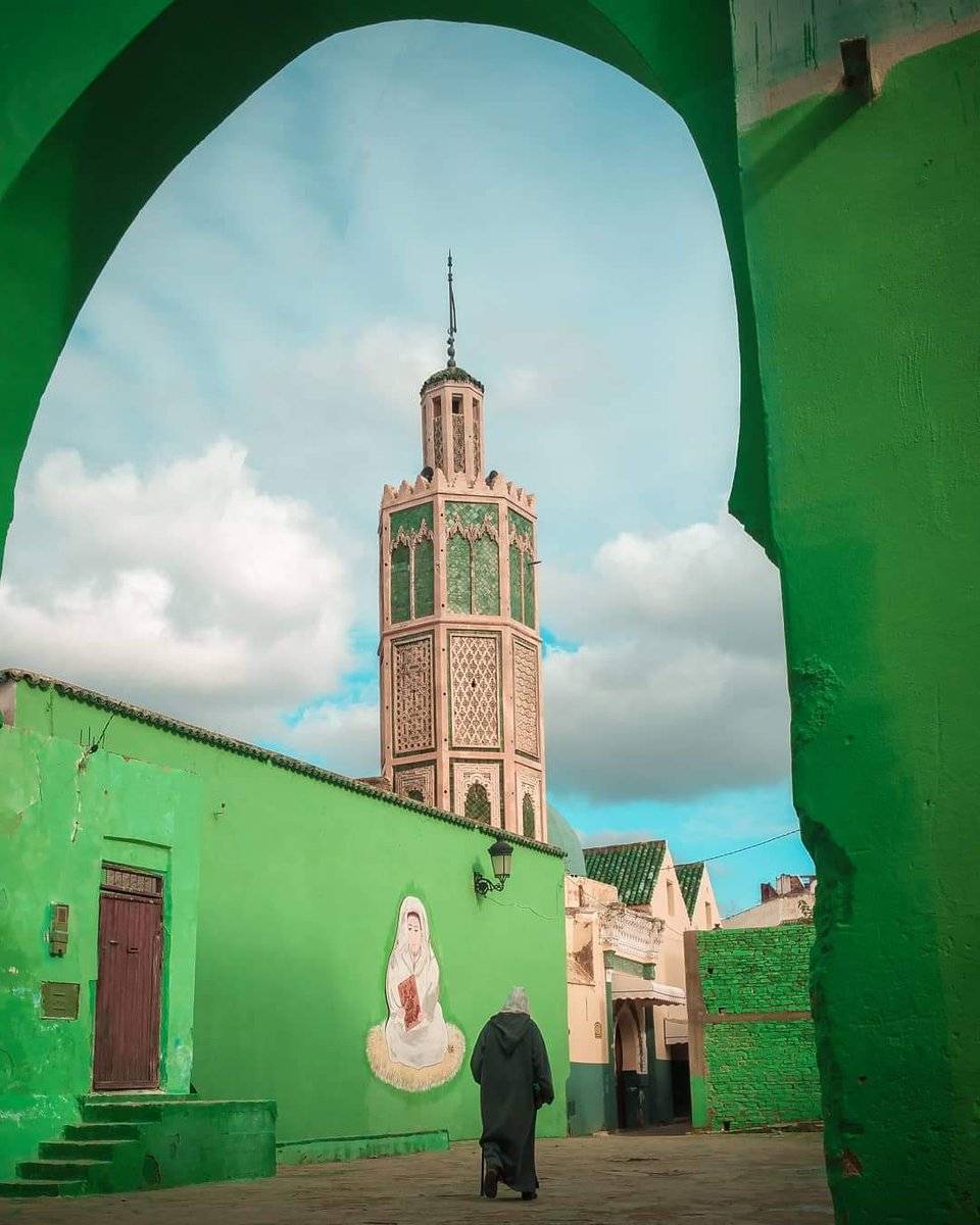 AfricaViewFacts's tweet photo. In Morocco 🇲🇦, cities have a color of their own.

Fez, the spiritual and cultural city of Morocco, is Yellowish.

Ouazanne, the Green City.

Chefchaouen, the Blue City.

Marrakech, the Red City. https://t.co/3IijNPHGDm