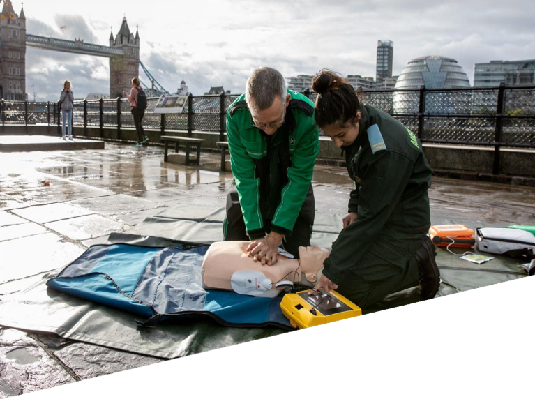 Come to LUU Foyer tomorrow 10am-4pm to learn how to Restart a Heart 

#RestartAHeartDay #firstaidforall #leedsuni #CPR <a href="/stjohnambulance/">St John Ambulance England</a>