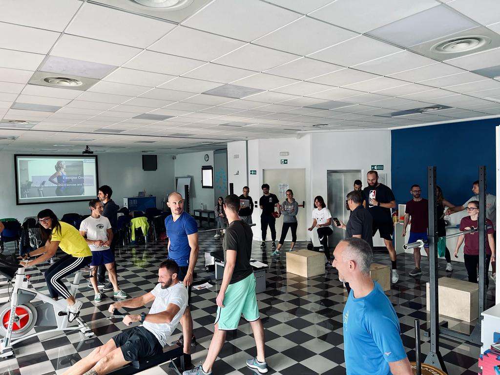 lucamae1987's tweet photo. About 70 healthcare and exercise science professionals completed the brilliant "Exercise Medicine" workshop (1st and 2nd edition in Brescia - 2 days course each) over the last 4 days with @ProfRobNewton
Next step Conegliano and Udine....
@EdumedB
#physiotherapyappliedscience https://t.co/KC4TW5MJ00