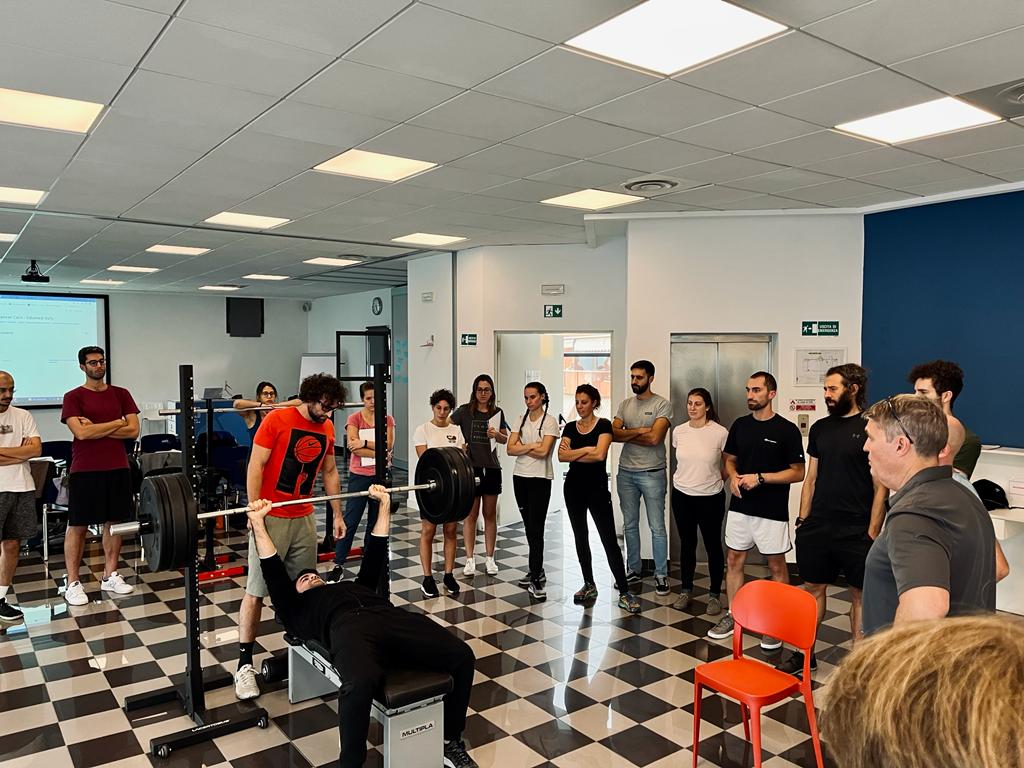 lucamae1987's tweet photo. About 70 healthcare and exercise science professionals completed the brilliant "Exercise Medicine" workshop (1st and 2nd edition in Brescia - 2 days course each) over the last 4 days with @ProfRobNewton
Next step Conegliano and Udine....
@EdumedB
#physiotherapyappliedscience https://t.co/KC4TW5MJ00