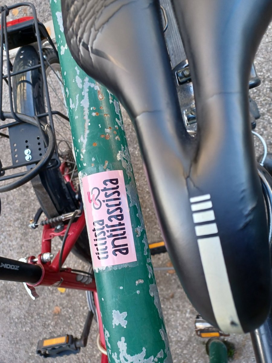 BaronDeCloots's tweet photo. @hrstl @spacealpaka @waltersamuel45 vienna #bikepunk city sagt danke https://t.co/Ph64gBP3kO