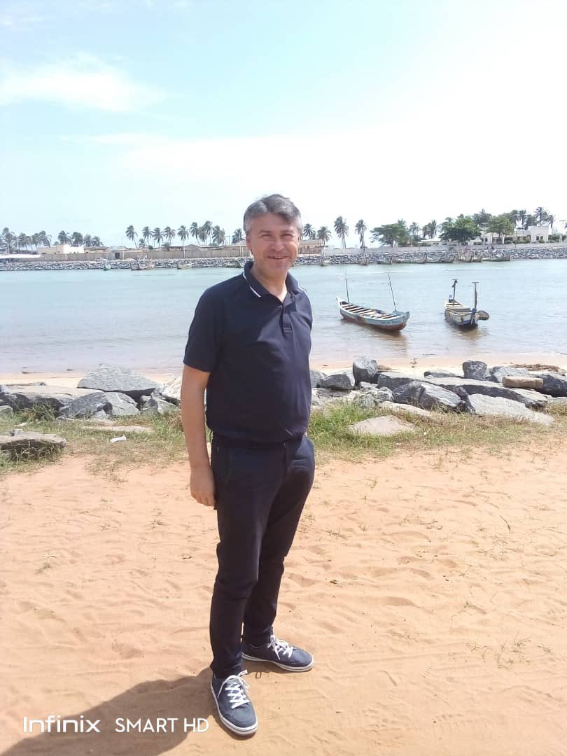 gregory_siraud's tweet photo. Souvenir d’une escapade à #Aneho à la frontière du #Togo 🇹🇬 et du #Benin 🇧🇯 ! #afrique @CommuneLacs1 @miadjoe @lsetogo #TgTwittos #Travel #Voyage #soleil #plage https://t.co/z6lWBxy2d9