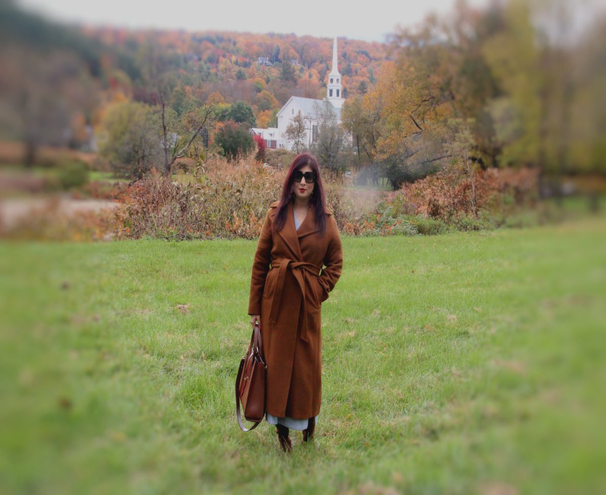 Acupofassamtea1's tweet photo. https://t.co/HlZSk4u4F6    #fallfoliage  #falltravel  #fallinvermont #Stowe #vermontfall https://t.co/1waDeIuYq3