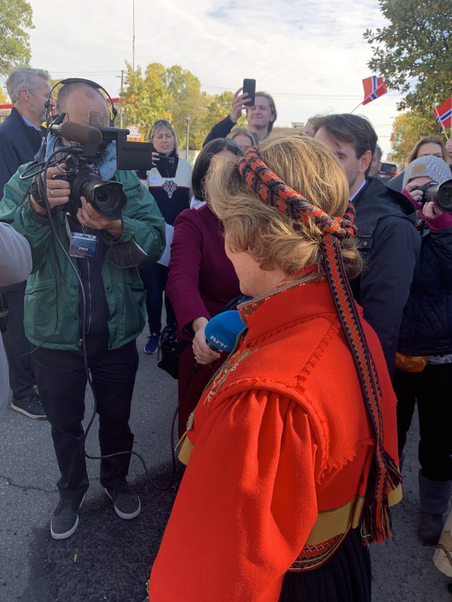 Great to meet Queen Sonja of Norway Saturday. congrats to Norway House on the opening of their new building