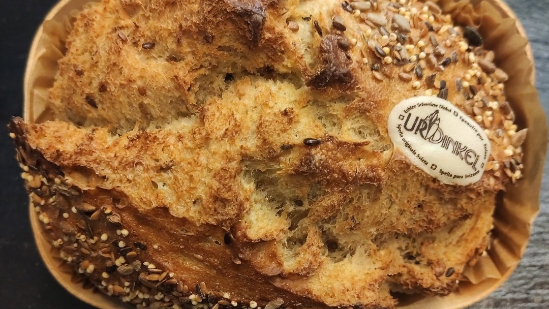 sonnebeck's tweet photo. Unser knuspriger MonatsHit: UrDinkel-Wellnessbrot https://t.co/jNQe00KhWX