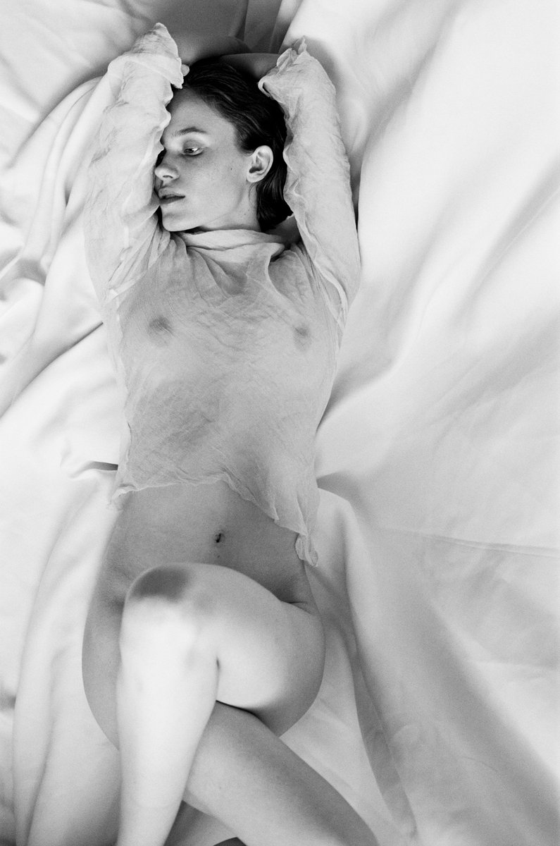 woman_is_art's tweet photo. "My view of female nature is reflected in works with a desire to break the stigma of the image of women in traditional culture and strengthen its role as a person, noticing all the beauty of individuality, militancy, strength in her love of freedom and liberty"

Work by @glavytsa https://t.co/LOXbSEcyH7