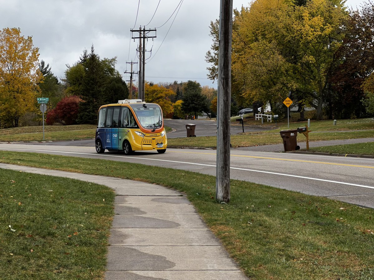 Looking for a pop of color on a cloudy day?  Come take a ride on Bear Tracks! It’s free and open to the public to ride. Visit beartrackswbl.org/how-to-ride/ to learn more about it’s schedule and where to board.
