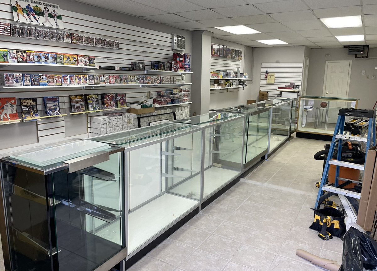 baseballblog's tweet photo. It’s starting to look like a store!! Remember that 60 Milltown Road will be open today with packs & boxes plus the final day of the Gold Rush Showcase!!! Stop by between 12-4pm.
#attack22 https://t.co/aEFvuXyJ67