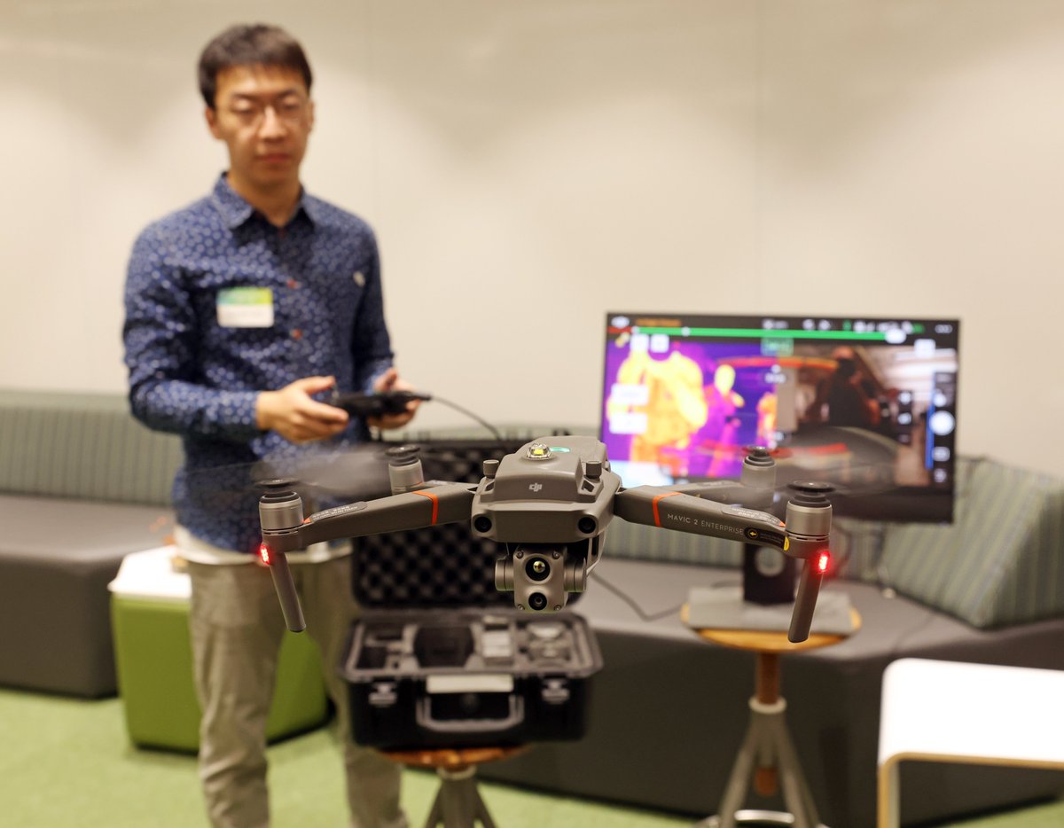 UVALinkLab's tweet photo. The Link Lab Industry-Graduate Student Reception truly demonstrated the wide breadth of research being conducted here. Thank you to the students for their demos and the Industry attendees. https://t.co/Ac1LsgmqpW