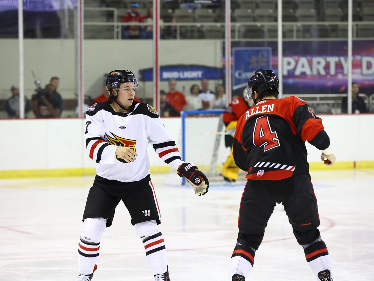 CincyCyclones's tweet photo. How it started vs how it ended

🤷 https://t.co/b0AIMuBYqq