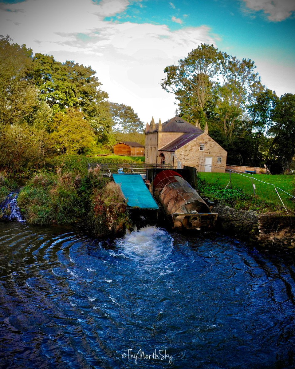 Thy_North_Sky's tweet photo. Howsham Mill, a wonderful place to visit🍂 #dji #drone #dronephotography #photooftheday #photography #mavicair #dji #howsham #howshammill https://t.co/aNqaILf6Lf