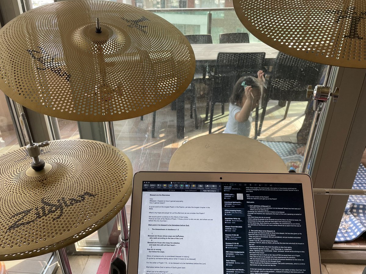 andreiramo's tweet photo. Sermon prep. Somehow. 😂. https://t.co/GLOSB26M5i