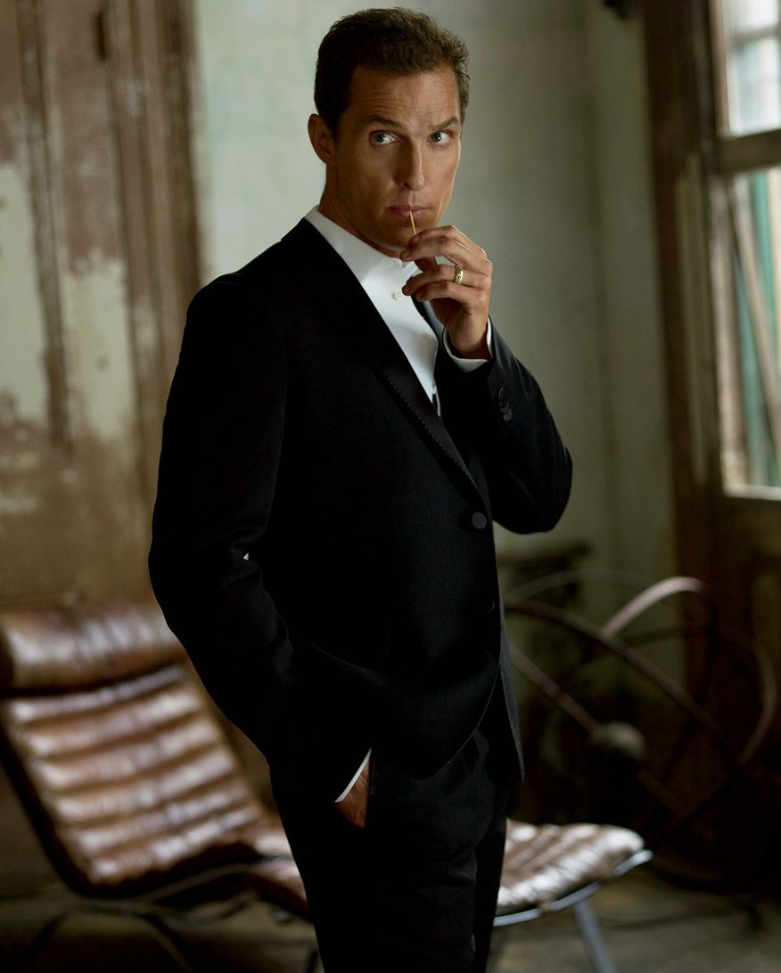 [#MCM] ‘…is better than strong whiskey on a cold night. Better than anything (s)he’s felt in ages.” 

- V.E. Schwab