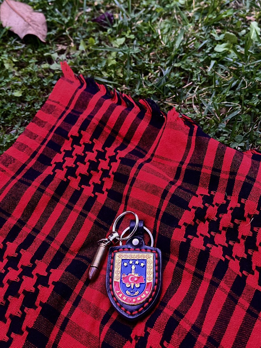 Gidecek kapım yok senden başka