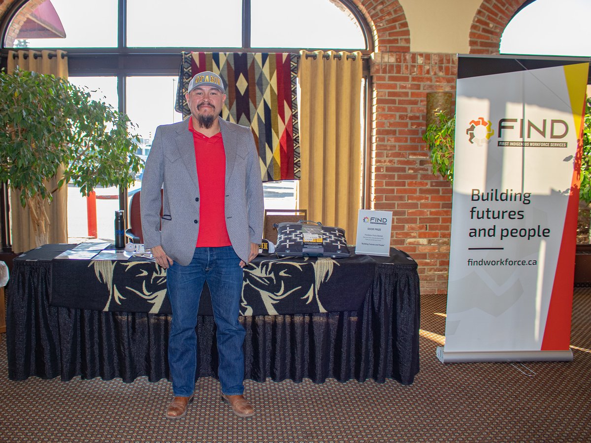 IndigWorkforce's tweet photo. FIND Workforce at the Yellowhead Tribal Council Conference and Tradeshow. The event focused on the wellbeing of members and communities. Connecting with job seekers and service agencies. Ishnish, thank you for the invitation #treaty6 #abjobs #saskjobs #bcjobs https://t.co/XkZNP3DfPw