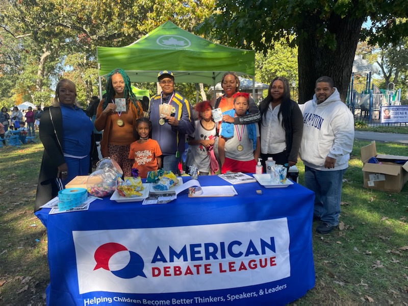 American_Debate's tweet photo. This Saturday, we have a table as a community partner for @CMBrooksPowers & @NYCParks for the Fall Festival at Brookville Park. We gave out snacks and juice as well as gave out $50.00 dollar gift cards for Back to School supplies #DebateChangesLives #ADLEVENTS https://t.co/SzpBx9gKbS