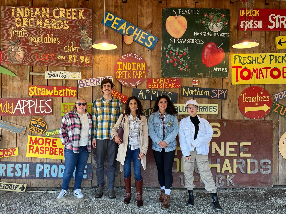 NAP Lab touching grass at lab meeting this past Friday! Great fall lab outing picking apples, raspberries, and more! 🍎🍏🎃