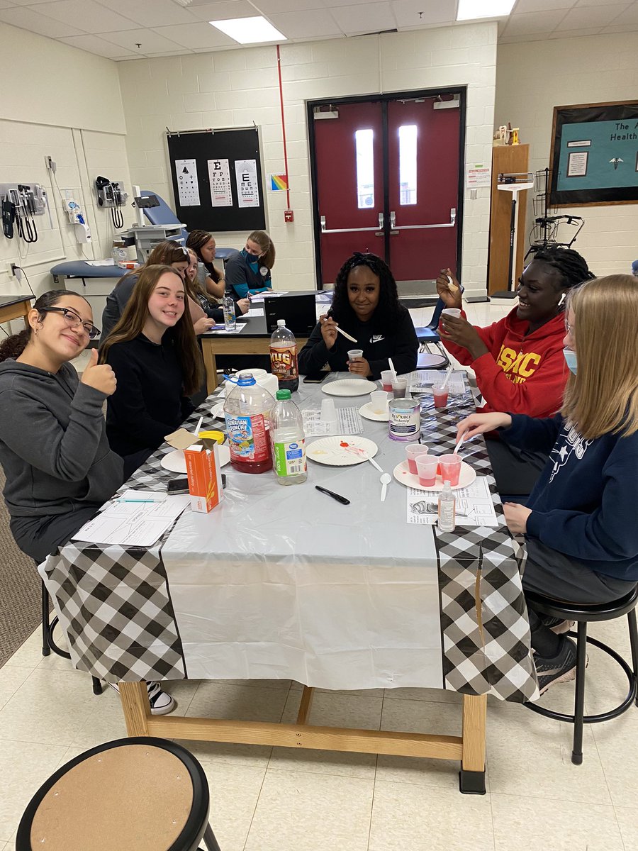 Robert Stike tweet media