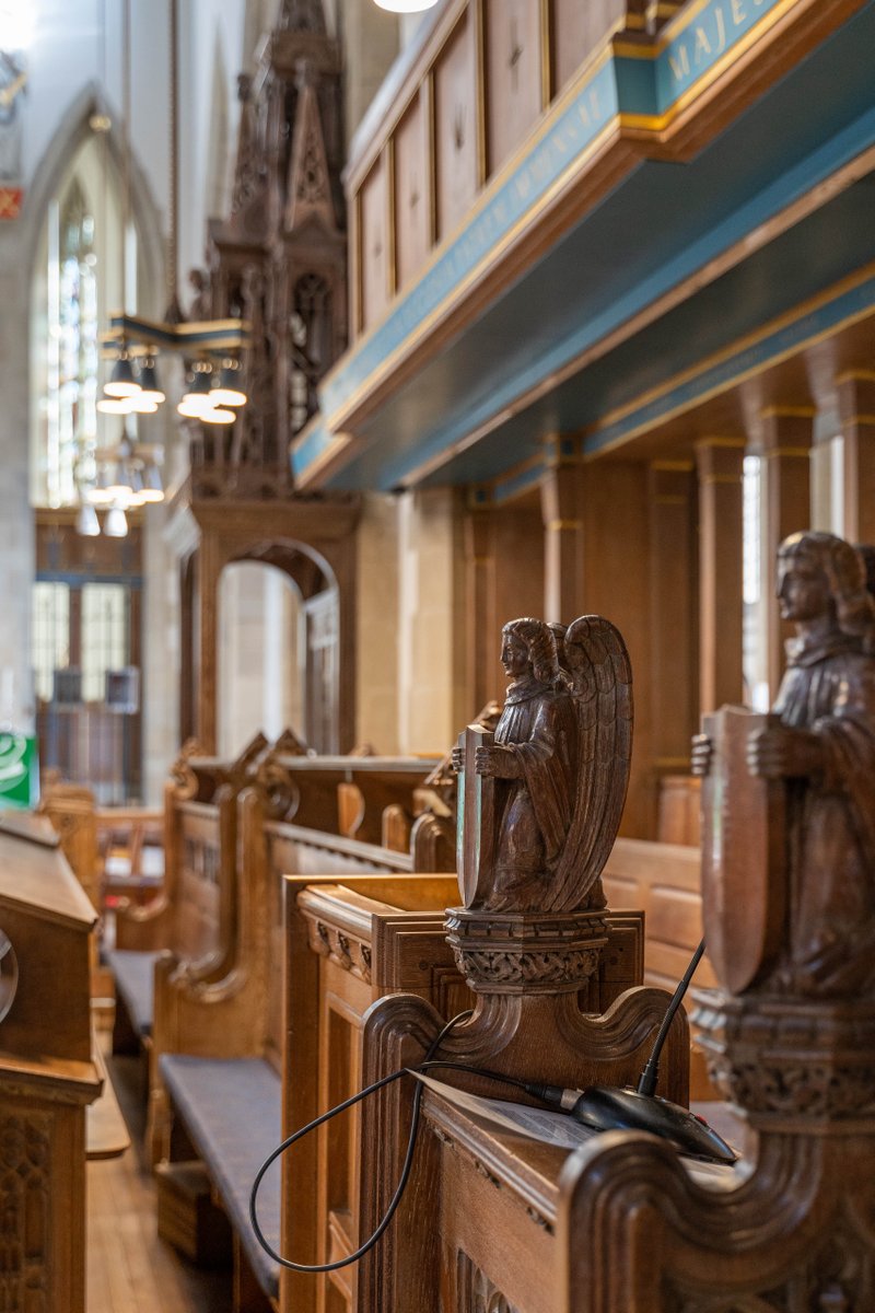 Bfdcathedral's tweet photo. A beautiful angel carved into the Dean's Stall ⛪️ There are plenty of hidden details in the Cathedral to find when you visit! Open until 4pm today ☀️
.
#bradford #bradfordcathedral #religiousbuilding #visitbradford #medievalbuilding #churchofengland #cathedral https://t.co/SoZhFQ2nN7