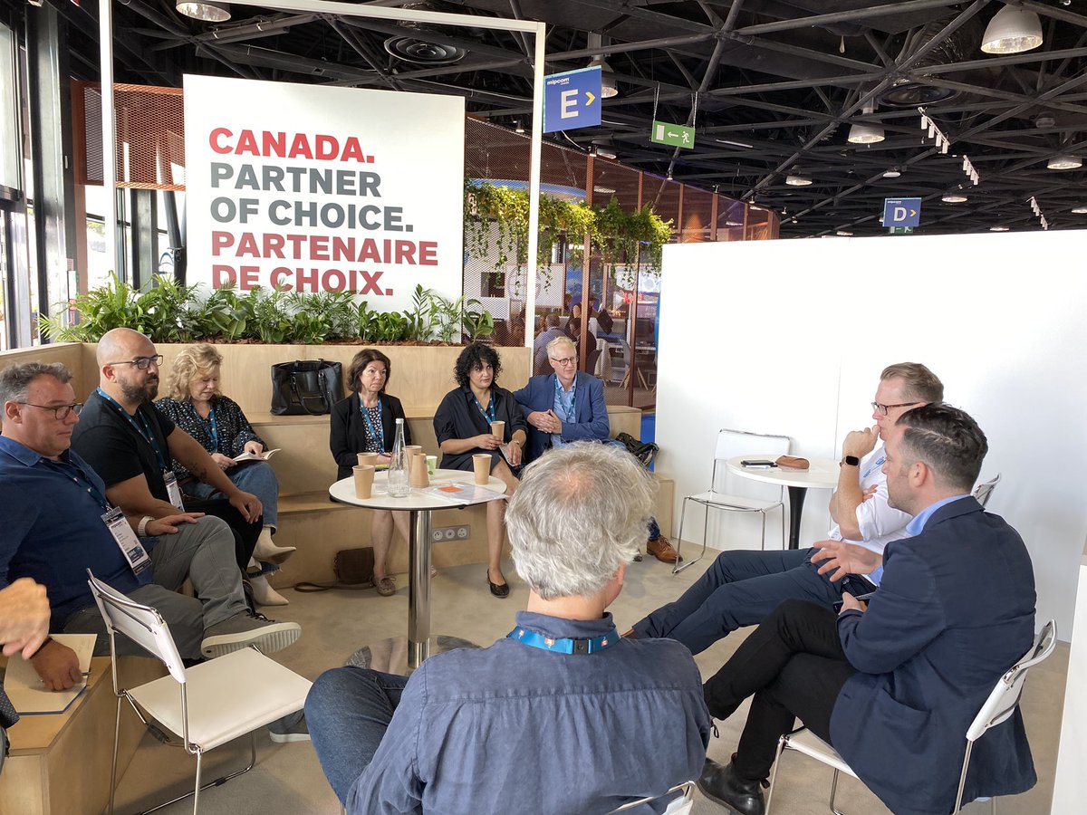 AirConstance's tweet photo. 🇨🇦📺 #Canada is back at #MIPCOM with 80+ companies and the largest national Pavilion in Cannes! A special welcome to the five #QC producers part of the #CCA to explore opportunities in the 🇺🇸and abroad! 
➡️ Come and meet us at stand R8.E1 all week. #Cdntalent https://t.co/rs1yaon5bm