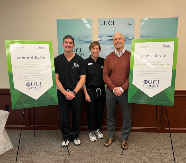 bsc_urology's tweet photo. Congratulations to Drs. Schulte & Gallagher of @IowaUrology for being designated a Greenlight Center of Excellence! 👏
We’re excited his team has chosen to give men dealing with an enlarged prostate an effective, long-lasting treatment option. #TreatBPH #GreenLightPVP https://t.co/yiD2B97mVx