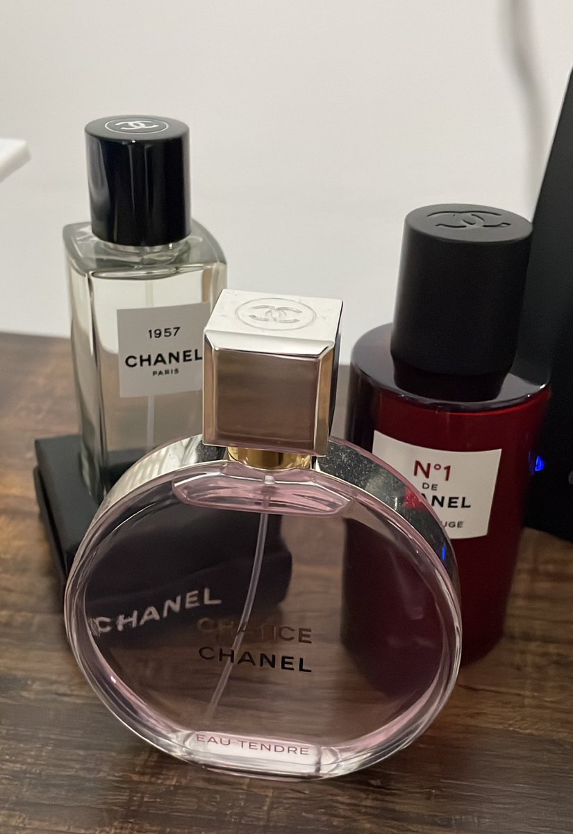 pinearev's tweet photo. ส่งต่อมือ 1 ค่ะ
- Chanel 1957 75ml. : 6600B (shop8000)
กล่องครบนะคะ🤍
#ส่งต่อ #ส่งต่อสกินแคร์ #น้ำหอมแท้ #น้ำหอมแบรนด์แท้ #น้ำหอมมือสอง #น้ำหอมแบรนด์แท้ #ส่งต่อน้ำหอม #รีวิวน้ำหอม https://t.co/6buMHpFwJ2