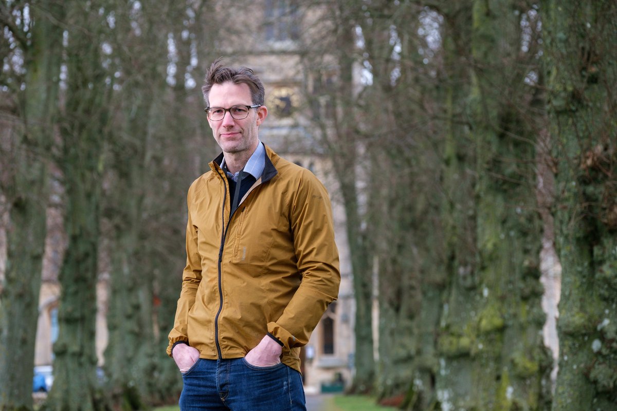 RoyalAgUni's tweet photo. The RAU's Professor Tom MacMillan has been interviewed on BBC's Farming Today, talking about the RAU's study on lab grown meat and the impact on the farming industry. Listen from 3.40 here: https://t.co/cryOpHhqA2
#thrivethroughchange https://t.co/cNM3oZ9ORW