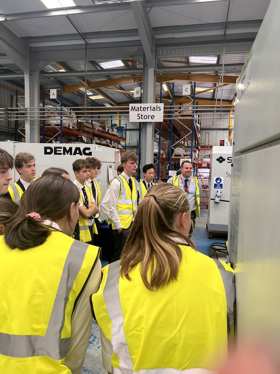 PlymColDesign's tweet photo. An informative afternoon with 6th form product designers at @magmamoulding learning all about injection moulding and all things plastic in an industry setting.#dt#dtfieldtrip https://t.co/L511hj9ADK