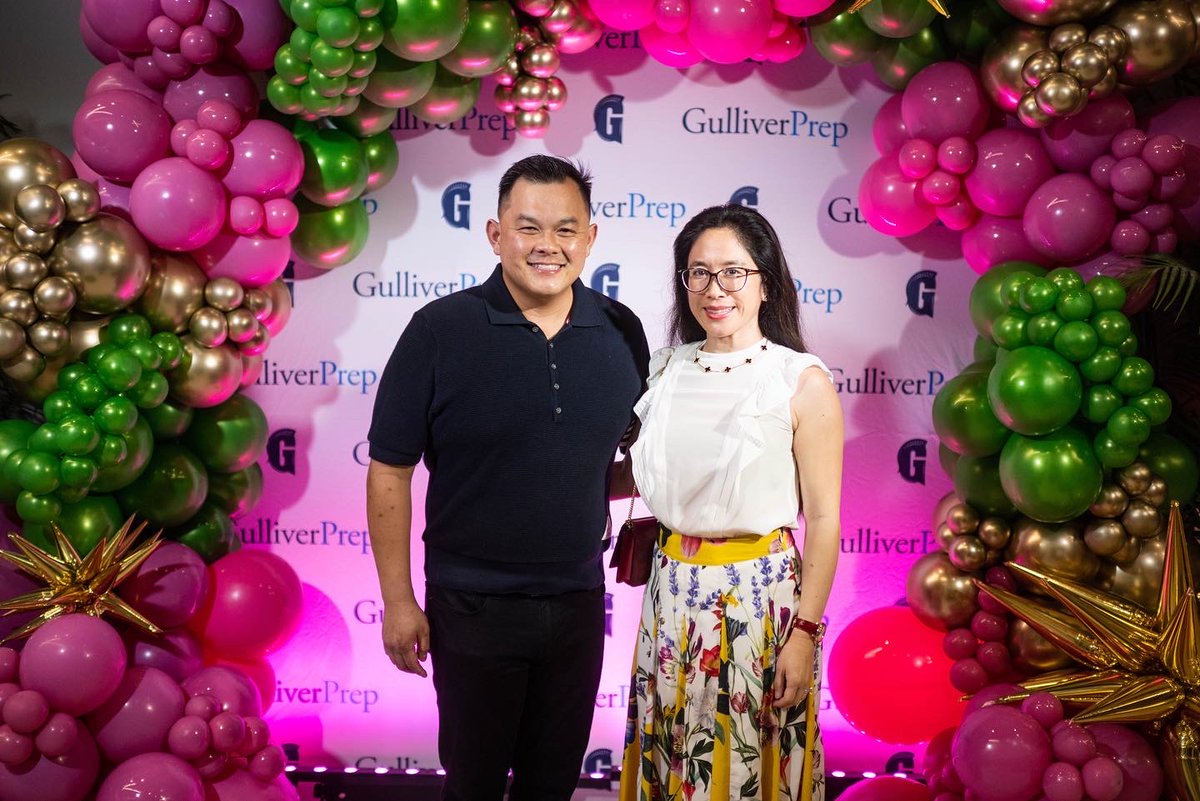 GulliverPrep_'s tweet photo. This weekend our parents came together for a night of dancing and fun thanks to our Parents' Association. Our annual Parent Social is a chance for them to get to know each other, network, and build friendships! To see the photos from the social, visit https://t.co/G4MfxP7Tjz https://t.co/DeCKydRGw0