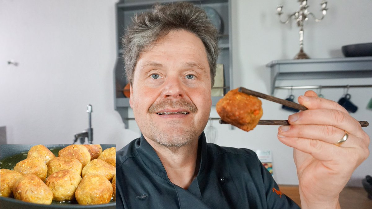 Rote Linsenbällchen 
youtu.be/NQ6CMaU8GOU