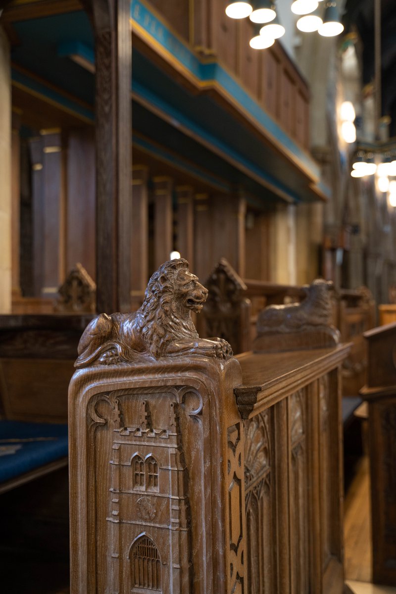 Bfdcathedral's tweet photo. Details on the Cathedra 🔎 What can you spot when you visit the Cathedral?
.
#bradford #bradfordcathedral #religiousbuilding #visitbradford #medievalbuilding #churchofengland #cathedral https://t.co/xy7v2uloeZ