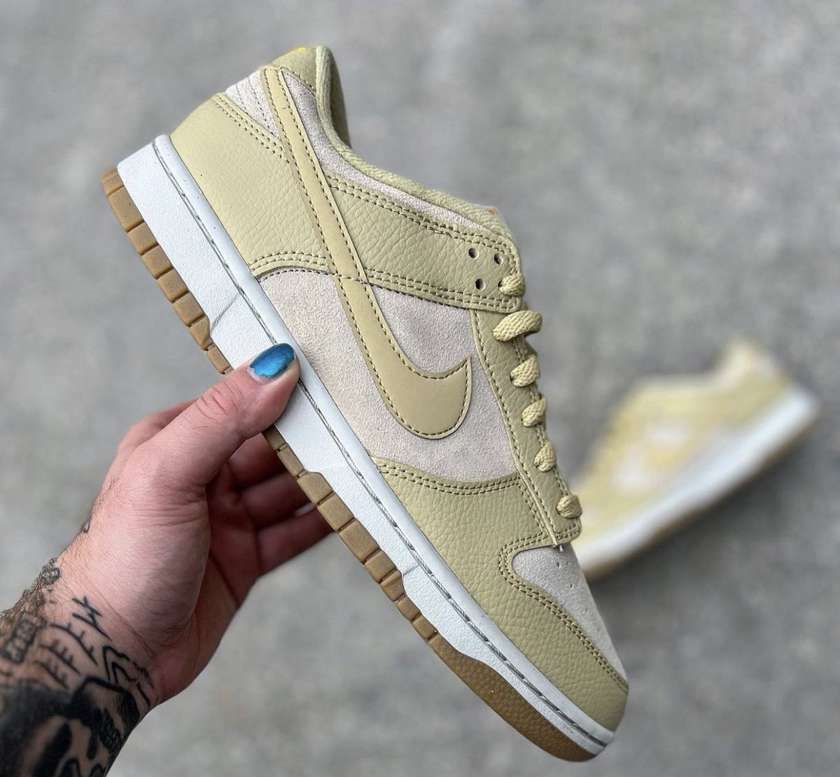 dunk khaki suede