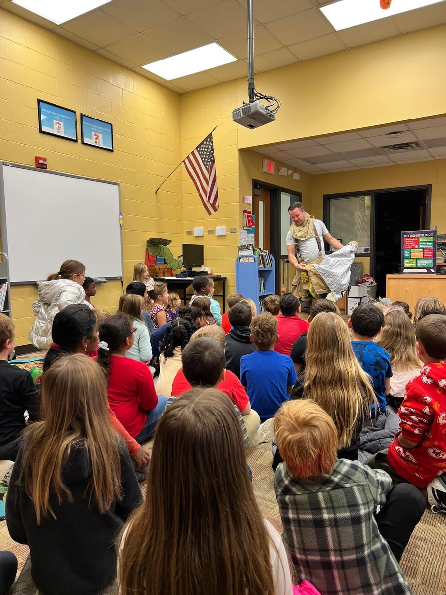 MrsCombs_2nd's tweet photo. Today we had the pleasure of having Mr Combs who is a local firefighter come in and talk to us about fire safety! 🔥🚒🧯@JCWestElem @MsWright_2nd @MsLaney_2nd https://t.co/ZuA5nsHk4R